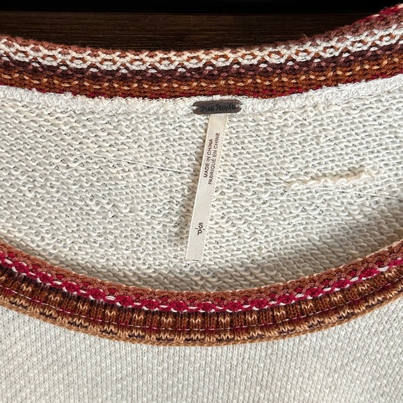 Free People distressed tunic sweater - Picture 2 of 4